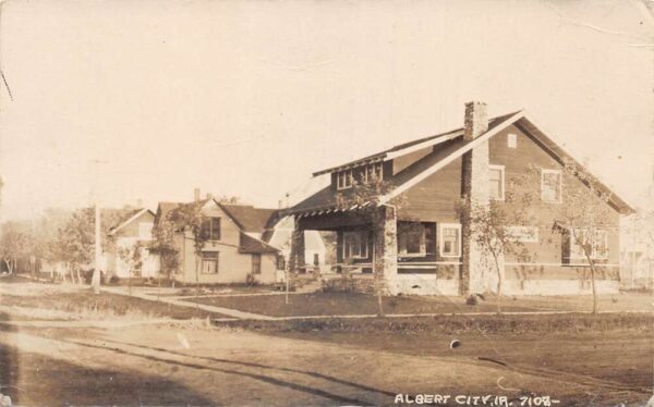 Albert City Iowa Residence Street View Real Photo Vintage Postcard AA89569