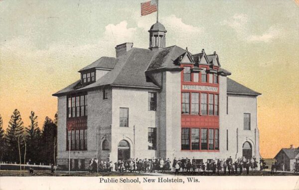 New Holstein Wisconsin Public School Vintage Postcard AA89778