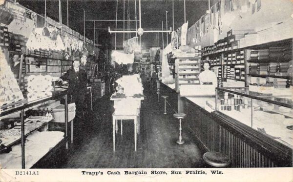 Sun Prairie Wisconsin Trapp's Cash Bargain Store Interior Postcard AA89820