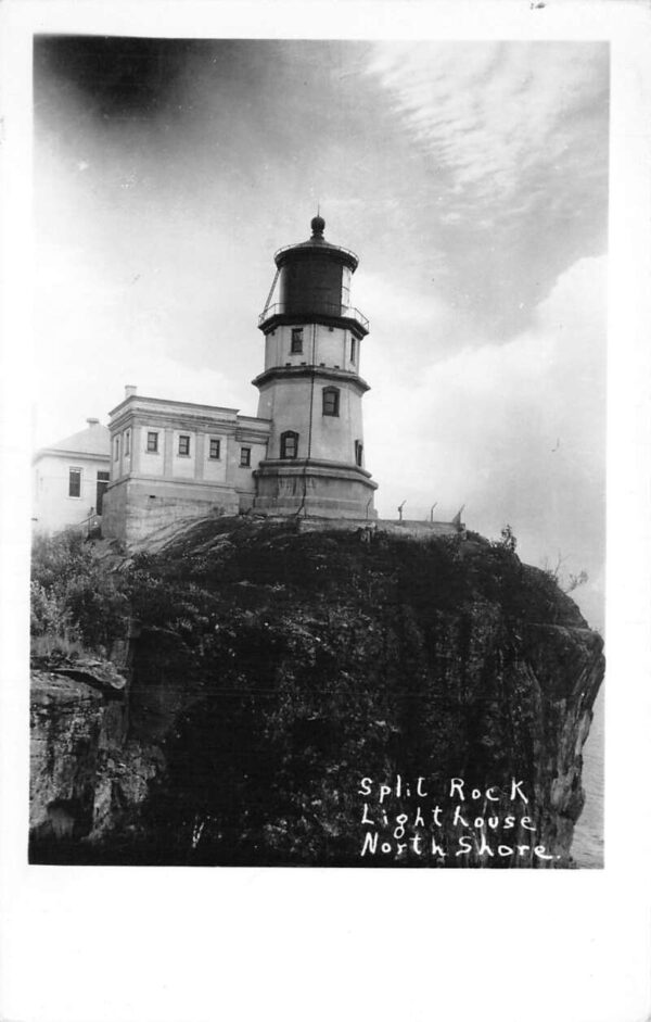 North Shore Minnesota Split Rock Lighthouse Real Photo Vintage Postcard AA89983