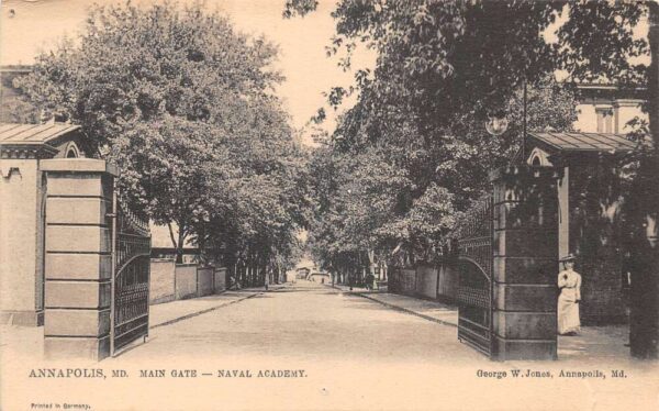 Annapolis Maryland Naval Academy Entrance Gate Tuck Postcard AA90044