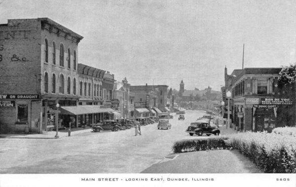 Dundee Illinois Main Street Looking East Vintage Postcard AA100300