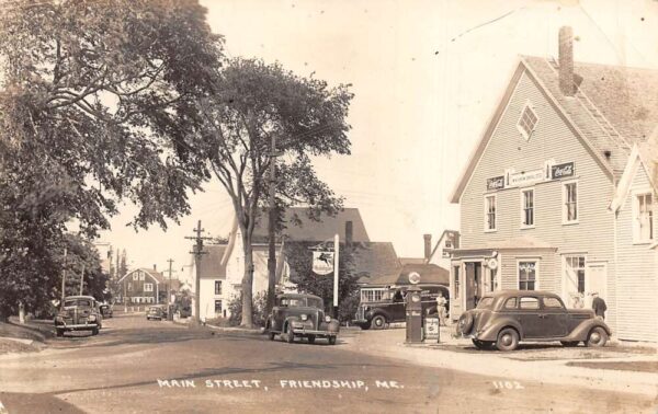Friendship Maine Main St., Mobil Gas Pump & Sign, Coca Cola Sign, RPPC U22754