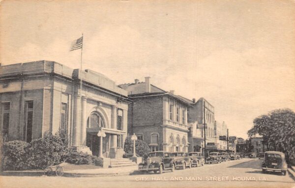 Houma Louisiana City Hall & Main Street, B/W Lithograph, Vintage PC U22984