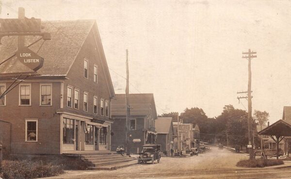 Monmouth Maine Street Scene Real Photo Vintage Postcard AA100712