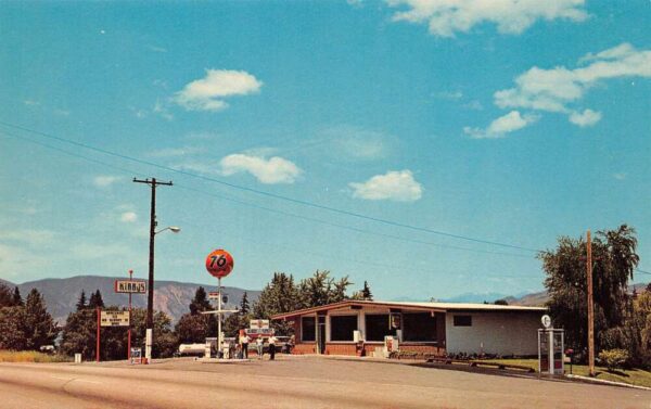 Chelan Washington Kibby's, 76 Gas Sign & Pumps, Chrome, PC U20384