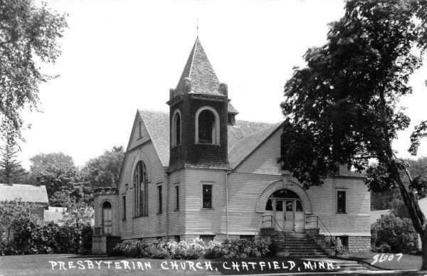 Chatfield Minnesota Presbyterian Church Real Photo Vintage Postcard AA87174