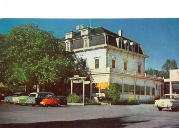 Aptos California Bay View Hotel and Parking Lot Vintage Postcard AA87496