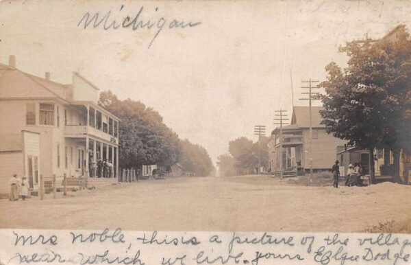 Glenn Michigan Street Scene Real Photo Vintage Postcard AA101251