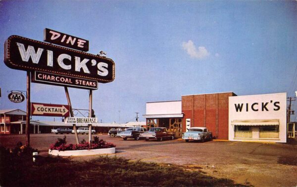Evansville Indiana Wick's Restaurant, Dining Room & Cocktail Lounge, PCU23249