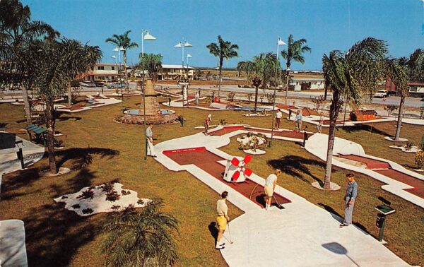 Treasure Island Florida Gulf Miniature Golf, Chrome, Vintage Postcard U23320