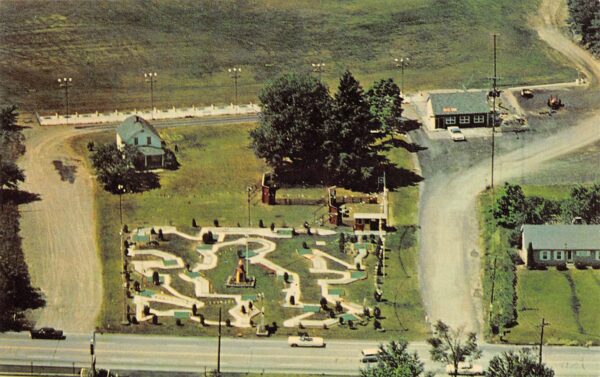 Guilderland New York Thunderbird Driving Range & Mini Golf, PC U23321