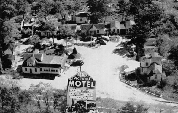 Jessup Maryland Victoria Motel, B/W Chrome, Vintage Postcard U23378
