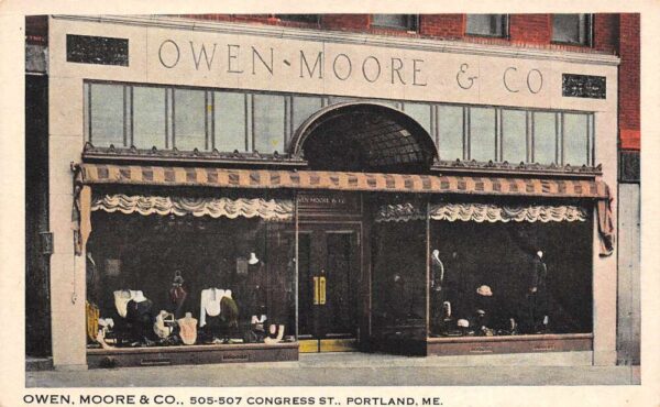 Portland Maine Owen, Moore & Co. Clothing Store, Vintage Postcard U23504
