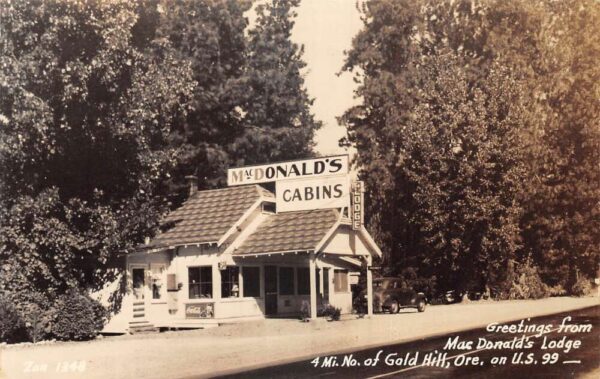 Gold Hill Oregon MacDonald's Lodge Cabins Real Photo Vintage Postcard AA102250