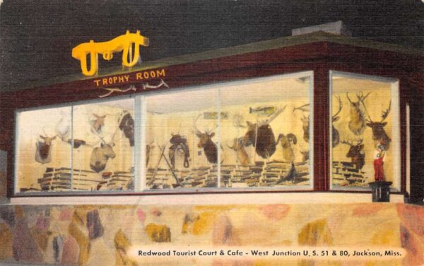 Jackson Mississippi Redwood Tourist Court and Cafe Linen Postcard AA102303