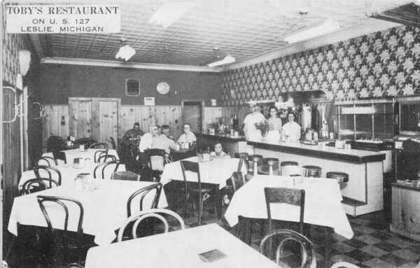 Leslie Michigan Toby's Restaurant Dining Room Vintage Postcard AA102447