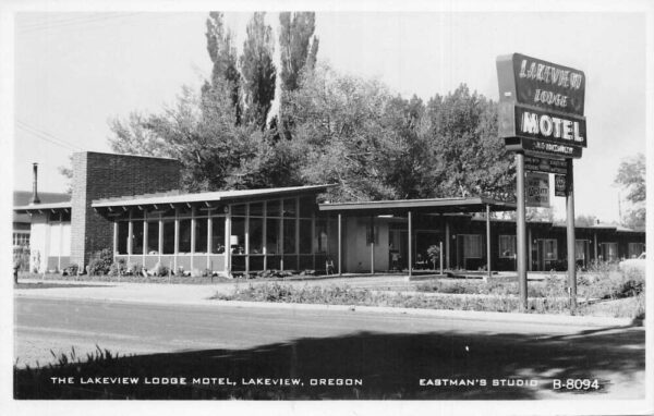 Lakeview Oregon Lakeview Lodge Motel Real Photo Vintage Postcard AA102458