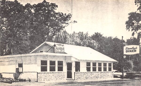 New Milford Connecticut Stanley's Diner, B/W Photo Print, Vintage PC U20081