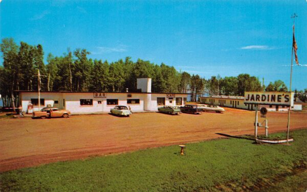 Port Wing Wisconsin Jardine's Tourist Spot, Chrome, Vintage Postcard U24123