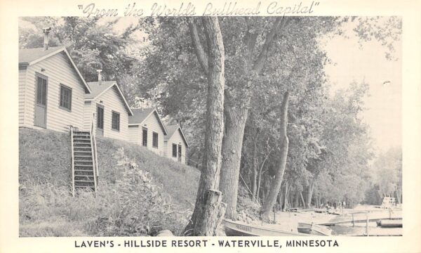 Waterville Minnesota Laven's Hillside Resort, B/W Chrome, Vintage PC U24199