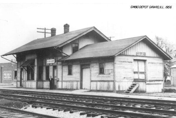 Girard Illinois GM & O Depot, 1956, Real Photo, Vintage Postcard U24273