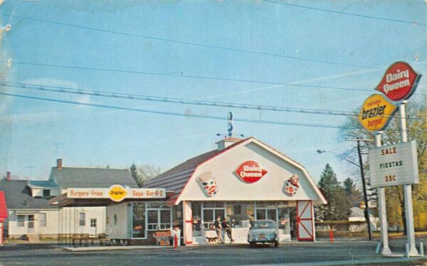 Poughkeepsie New York Dairy Queen Vintage Postcard AA103484