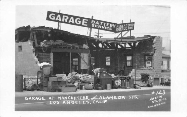 Los Angeles California Earthquake Disaster Garage Real Photo Postcard AA103628