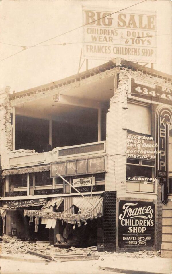 Long Beach California Earthquake Disaster Childrens Shop Real Photo PC AA103629