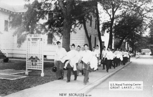 Great Lakes Illinois US Naval Training Center New Recruits Postcard AA103722
