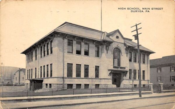 Duryea Pennsylvania High School, Main Street, Vintage Postcard U19896