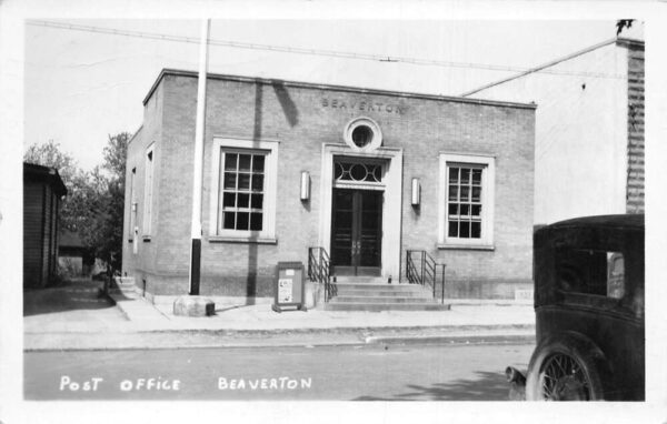 Beaverton Michigan Post Office Real Photo Vintage Postcard AA104252