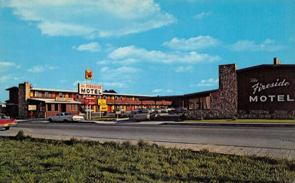 Eureka California Fireside Motel Vintage Postcard AA104343
