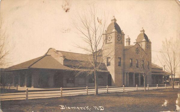 Bismarck North Dakota Train Station Depot Real Photo Postcard AA104864