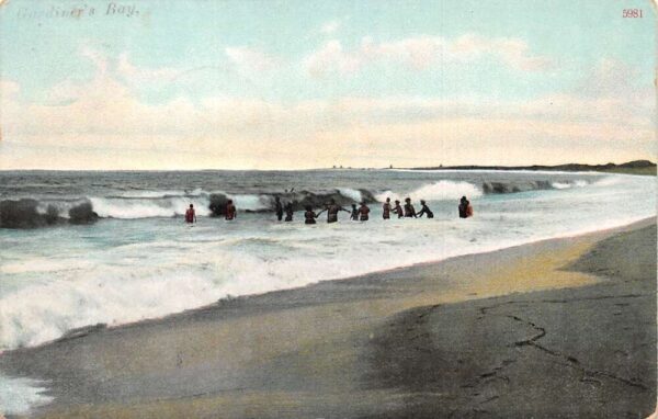 Gardiners Bay New York Bathing Beach Swimming Vintage Postcard AA105193