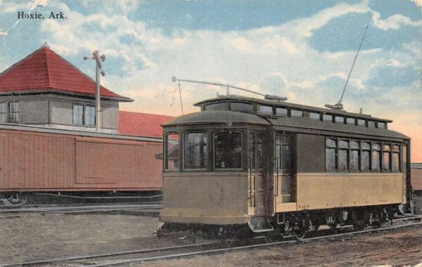 Hoxie Arkansas Trolley Car at Station Vintage Postcard AA105290