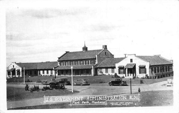 Fort Peck Montana Us Government Admin Bldg Real Photo Vintage Postcard AA105312