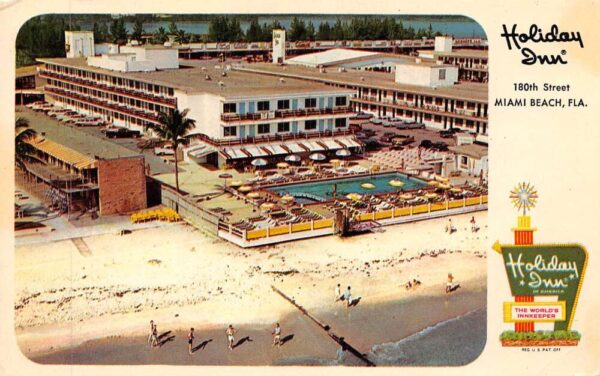 Miami Beach Florida Holiday Inn, Chrome, Vintage Postcard U17493