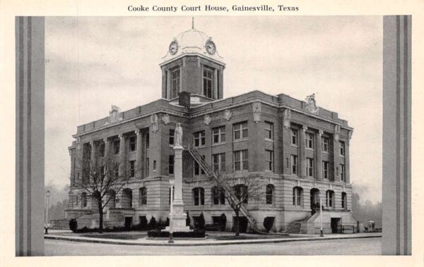 Gainesville Texas Cooke County Court House, B/W Chrome Vintage Postcard U17589