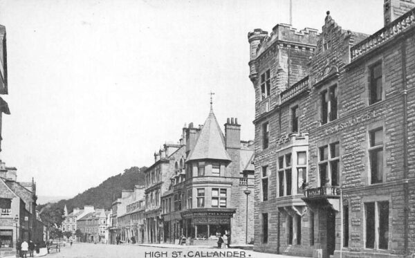 Callander Scotland High Street Main Street View Vintage Postcard AA85467