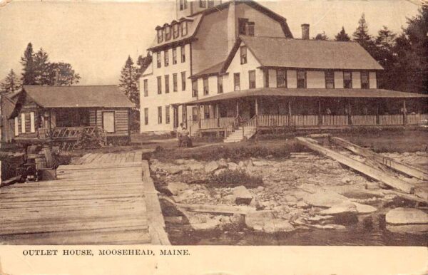 Moosehead Maine Outlet House, B/W Lithograph, Vintage Postcard U19569