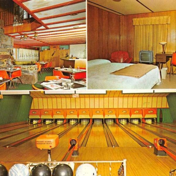 Enosburg Falls Vermont Dairy Center Motel & Restaurant vintage postcard